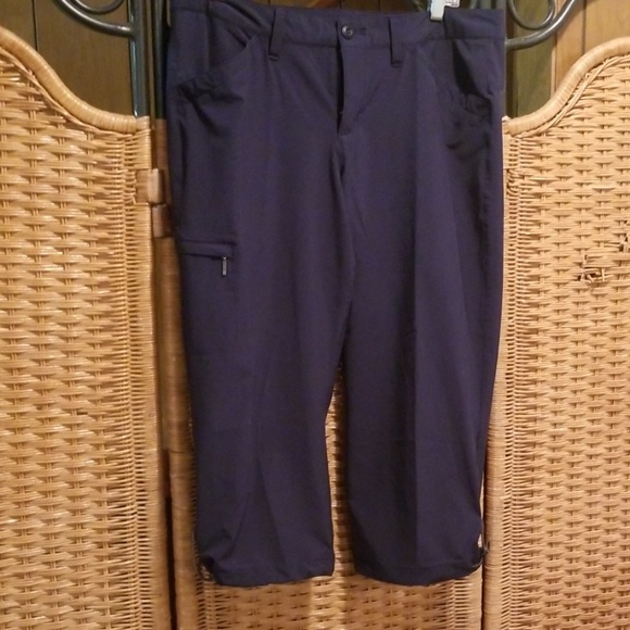Capri pants - Picture 1 of 6
